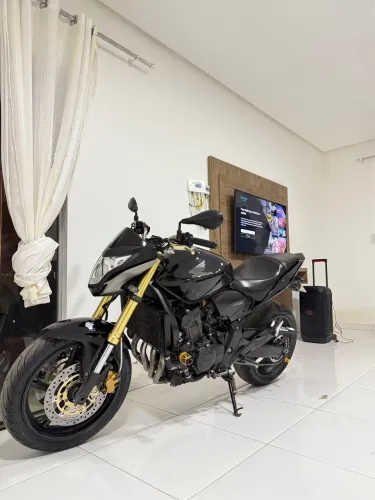 Honert 600f 43.000 $
