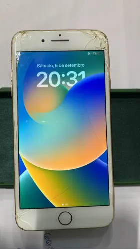 iPhone 8 Plus