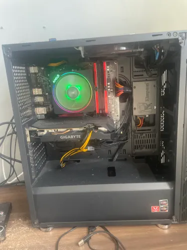 Pc gamer Ryzen 7 3700X + gtx1660