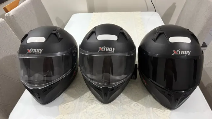 Capacete preto fosco Xtroy