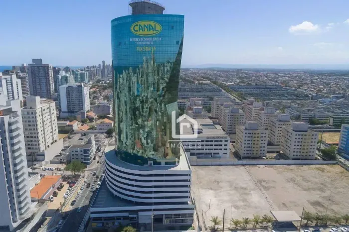 Ampla loja no Ed. Canal Office Tower a venda!