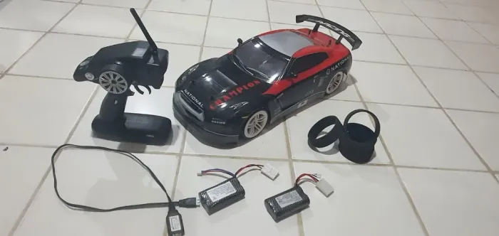 carro de controle remoto de drift Nissan GTR R35 R/C AWD 60KM/H