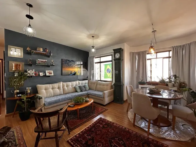 Apenas 2 por Andar: Apartamento de 110m², 3 Dorms e Repleto de Armários no Centro