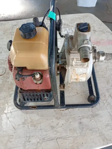 Motobomba Bomba D'agua Branco Gasolina 1pol 2hp