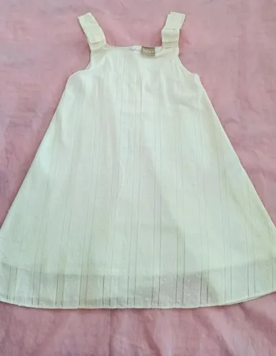 Vendo vestido de menina da marca Milon