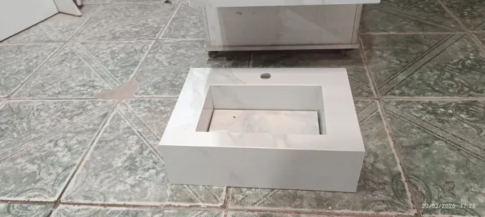 Pia em porcelanato