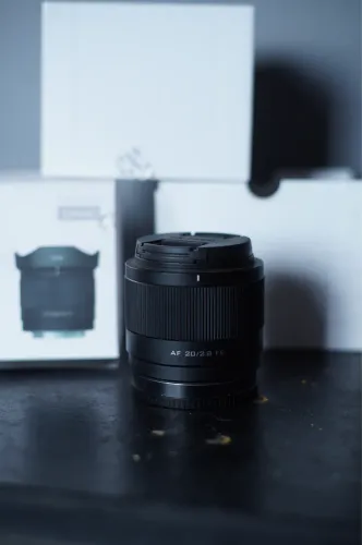 Lente Viltrox 20mm 2.8 sony 