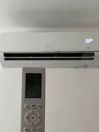 Ar-Condicionado Springer Midea Inverter 18.000 BTUs - 11 Meses de Uso