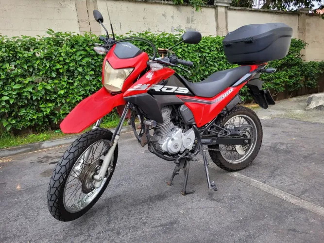Bros 2019 Vermelho