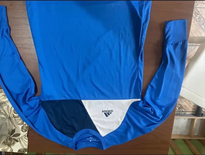 Blusão de goleiro Adidas original
