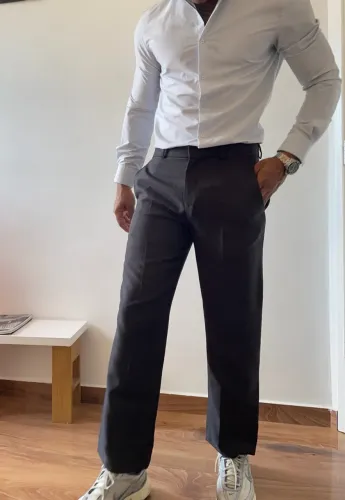 Calça de alfaiataria preta 40