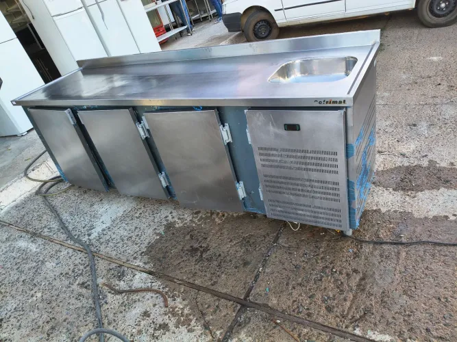 Bancada inox refrigerada ideal pra bares e restaurante 