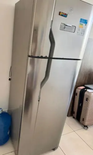 Geladeira Electrolux frost Free 310LITROS