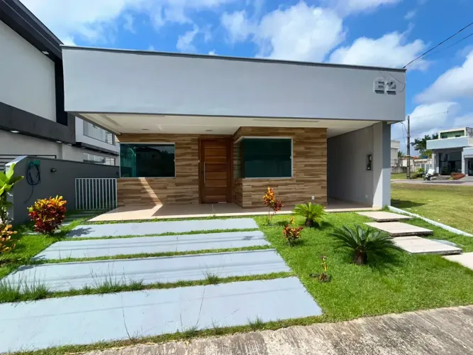 Casa no Jardins do Lago de 3 suítes em Coqueiro - Belém PA