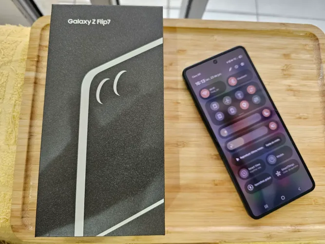 Vendo Galaxy Z Flip 7