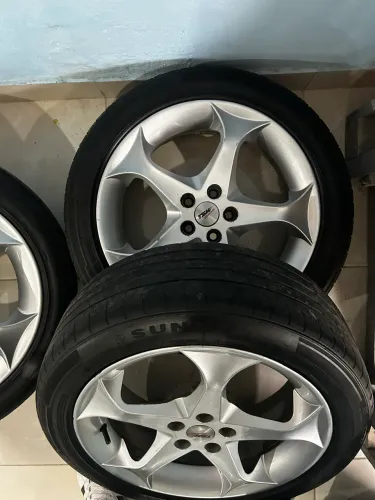 Rodas R17 5x100