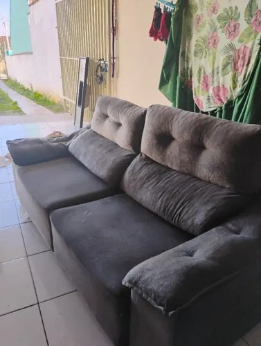 Sofá retrátil reclinável