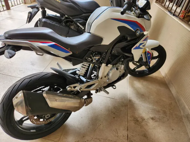 Bmw G310r no precinho