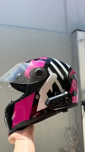 Capacete feminino axxis TAM 60 com intercomunicador incluso