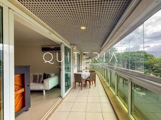 Excelente apartamento totalmente reformado, com vista espetacular para Lagoa, Cristo Reden