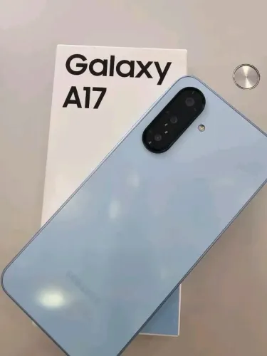 Vendo Samsung a17 na caixa novo 