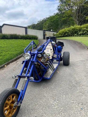 TRICICLO PERSONALIZADO V8, EXCLUSIVO