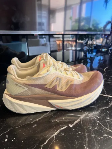 New balance rebel V5