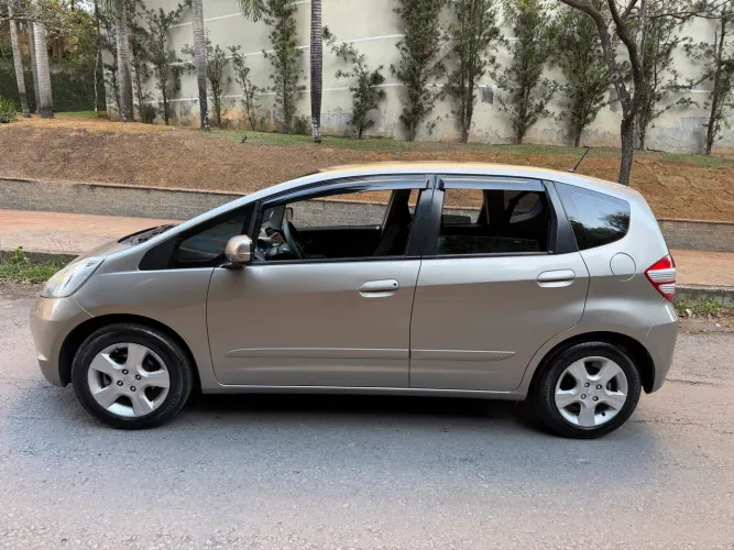 Honda Fit LXL 1.4/ 1.4 Flex 8v/16v 5P Aut. 2010