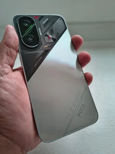 Poco F7 5G 12gb/512gb novo demais.