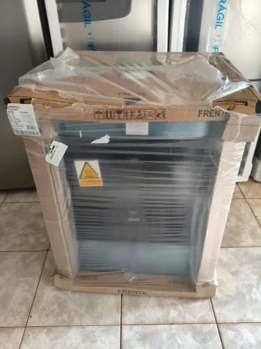 Fogão Consul 5 bocas mesa de vidro elétrico bivolt-Novo
