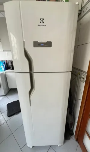 Geladeira Electrolux Frost Free - Modelo DFN41