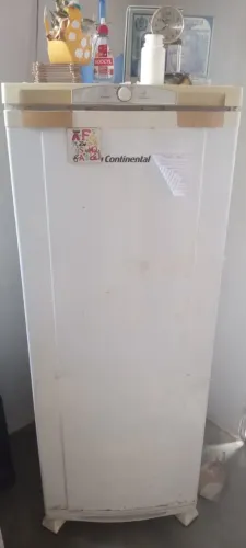Geladeira no precinho