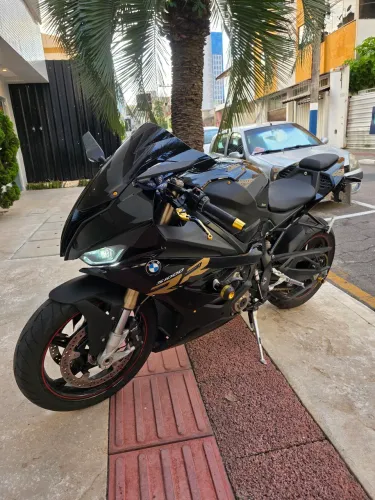 Bmw S1000RR moto em estado zero