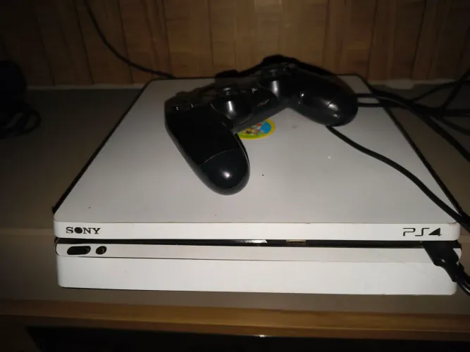 Ps4 slim 2 controle