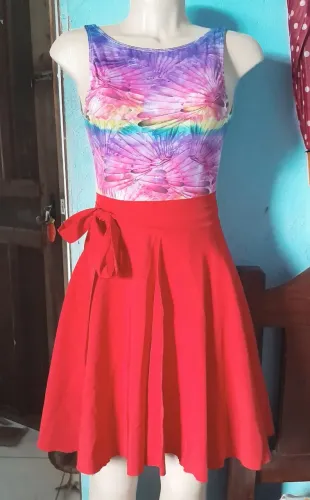 Duas saias envelope cada uma 35 so vendo as duas juntas. Veste do p ao g.