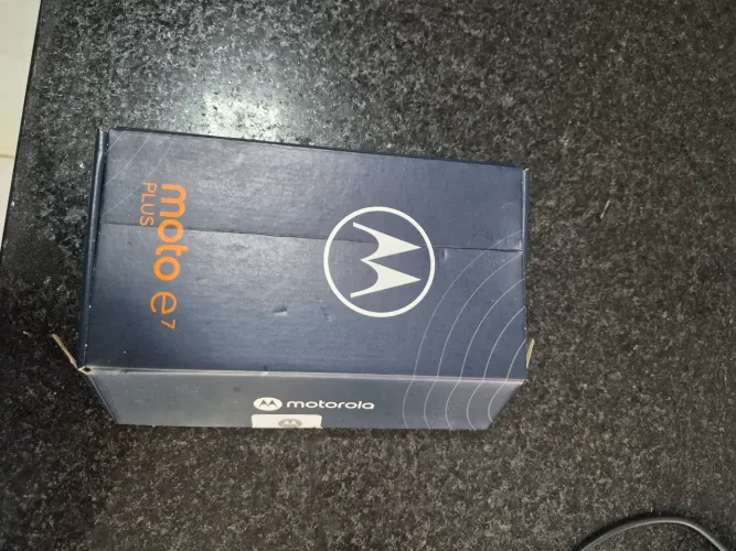 Celular usado Moto e7 PLUS