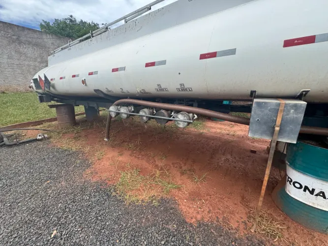 Tanque transporte de combustível 