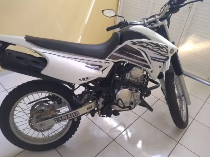Vendo Moto YAMAHA XTZ LANDER 250 ANO 2012/2013
