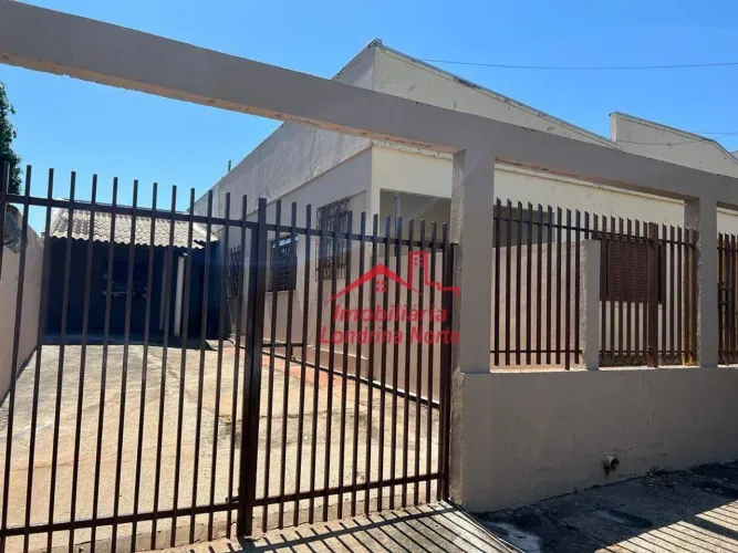 Casa com 2 dormitórios para alugar, 65 m² por R$ 1.100,00/mês - Centro - Londrina/PR