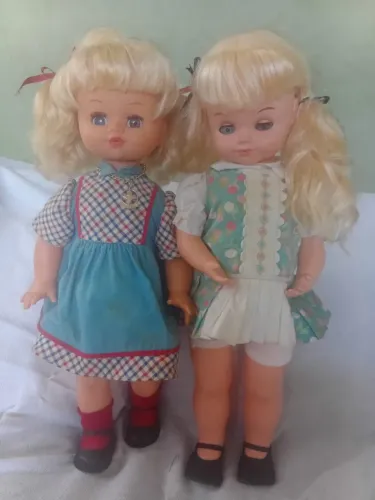  Boneca gingadinha e mãezinha para retirar peças 