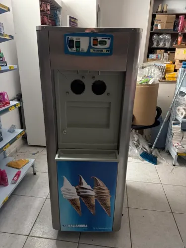 Barbada máquina de sorvete italianinha