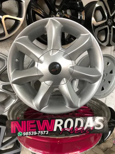 Rodas Santorini aro 15 semi-novas