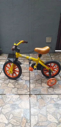 Bicicleta infantil usada