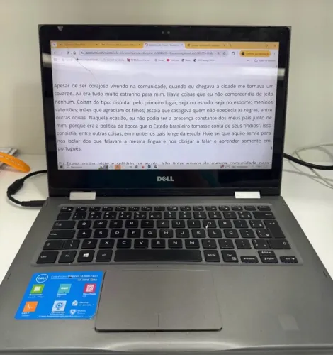 Vendo computador em bom estado. Obs: só tá pegando na tomada e tem um trinco pequeno.