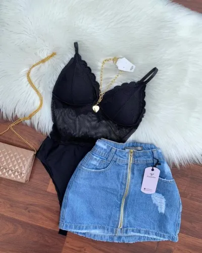 Look Perfeito: Body de Renda + Saia Jeans