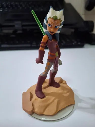 Disney Infinity - Asoka Star Wars * com detalhe