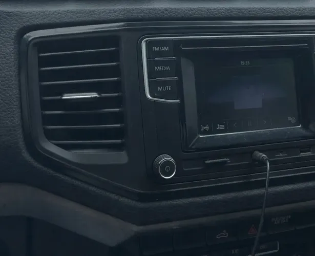 Multimídia original da Amarok com moldura