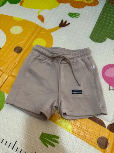 Bermuda infantil Teddy bom 3 a 6 meses