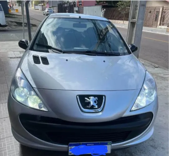 Peugeot 207 X-line 1.4 Flex 8V 3P 2010