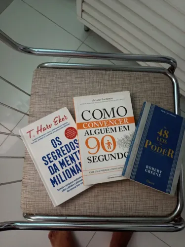 3 LIVROS